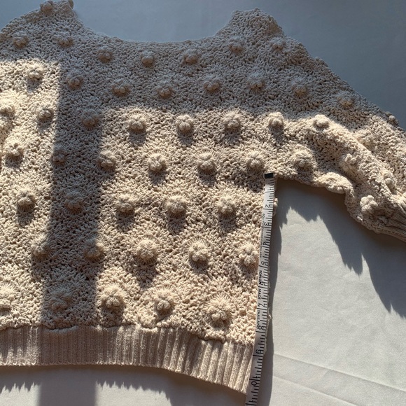 Crochet 🧶 macramé 3/4 sleeves handmade off white sweater size S - Picture 6 of 12